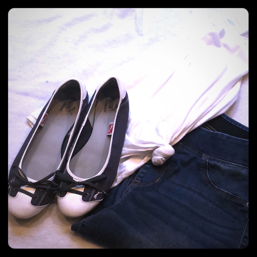 Puma flats
